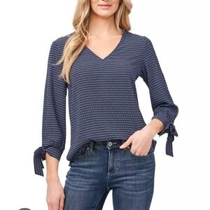 CeCe Women's Blue White Geometric Print V Neck Tie Sleeve Blouse Top M